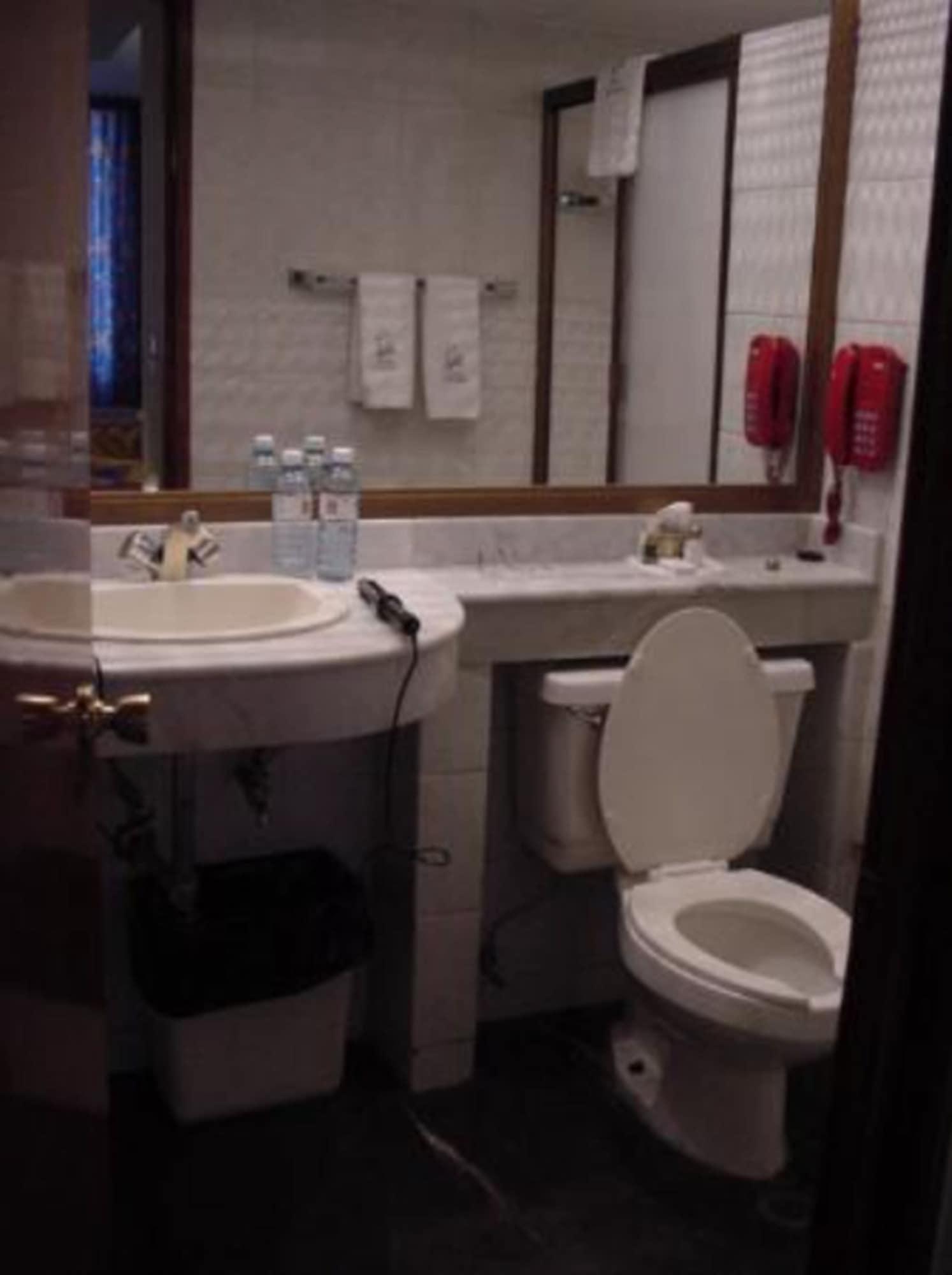 Hotel Cervantes Guadalajara Ngoại thất bức ảnh