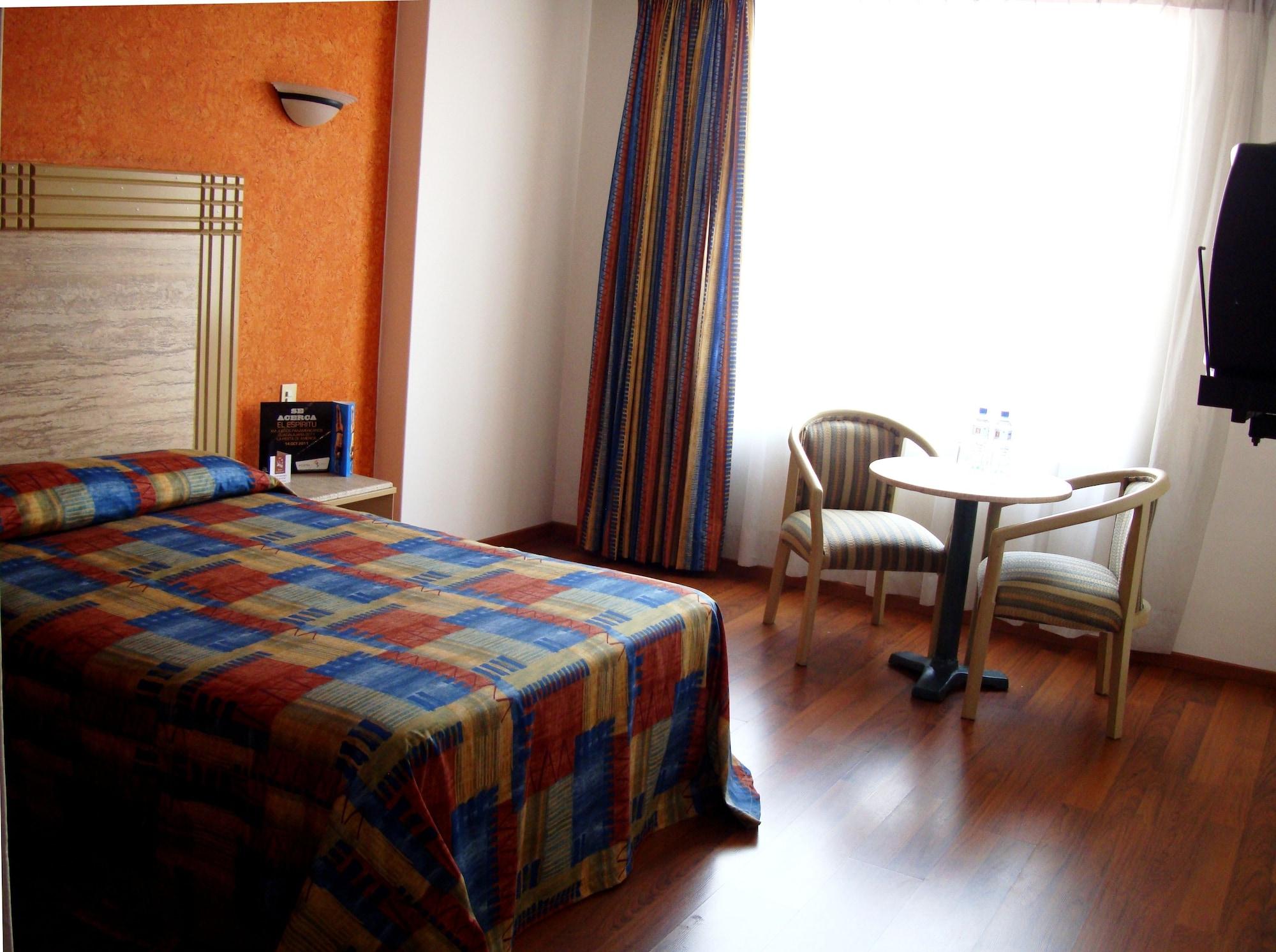 Hotel Cervantes Guadalajara Ngoại thất bức ảnh