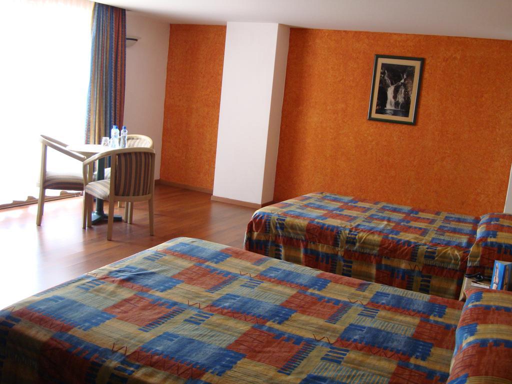 Hotel Cervantes Guadalajara Phòng bức ảnh