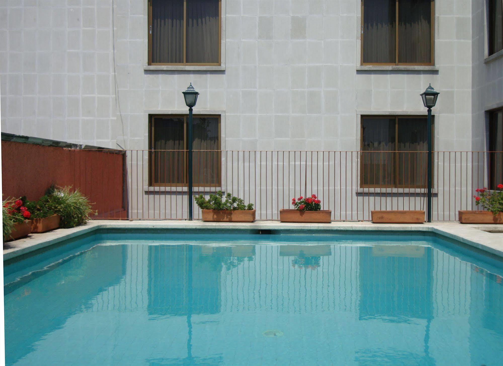 Hotel Cervantes Guadalajara Ngoại thất bức ảnh