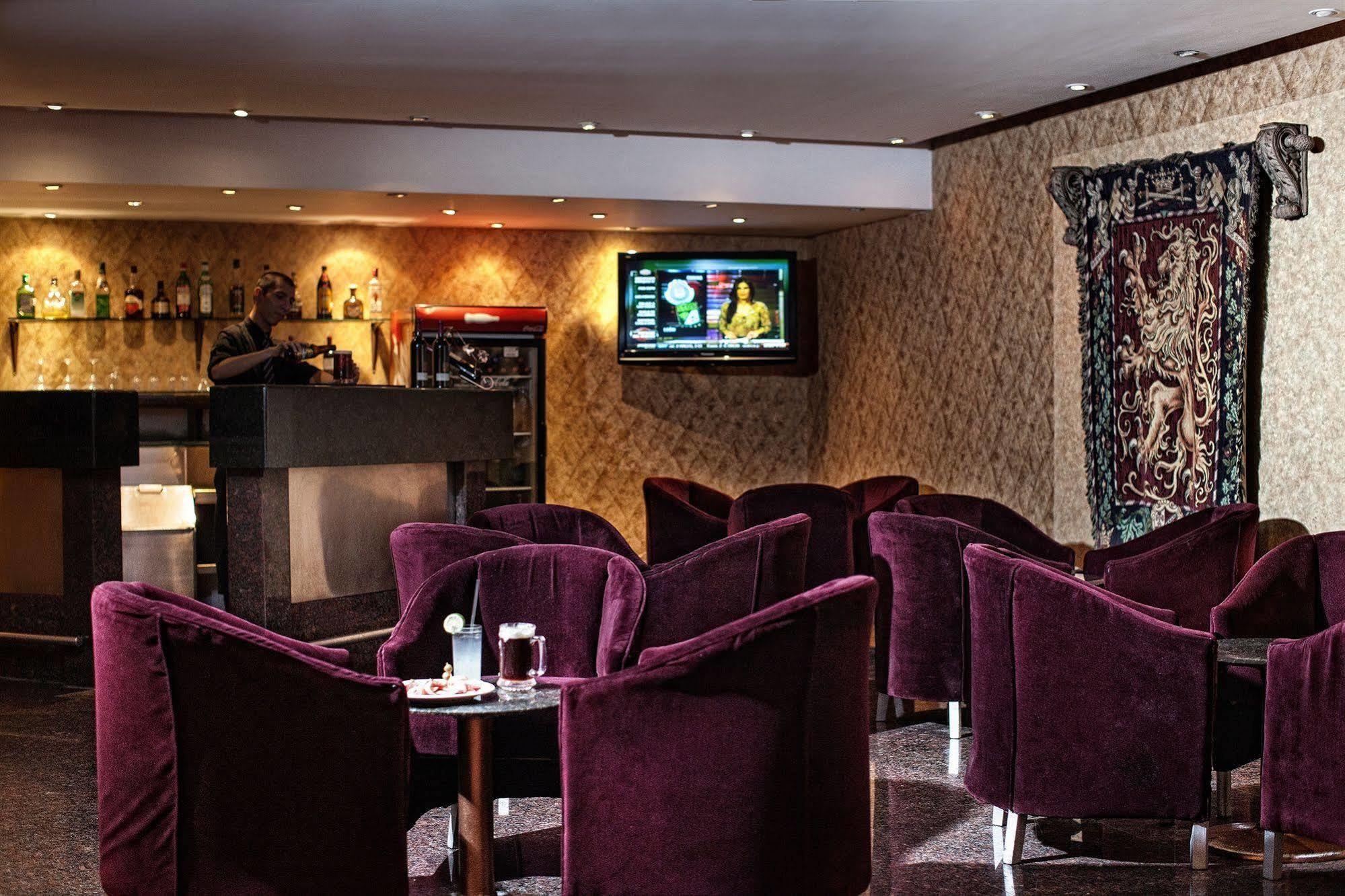 Hotel Cervantes Guadalajara Ngoại thất bức ảnh